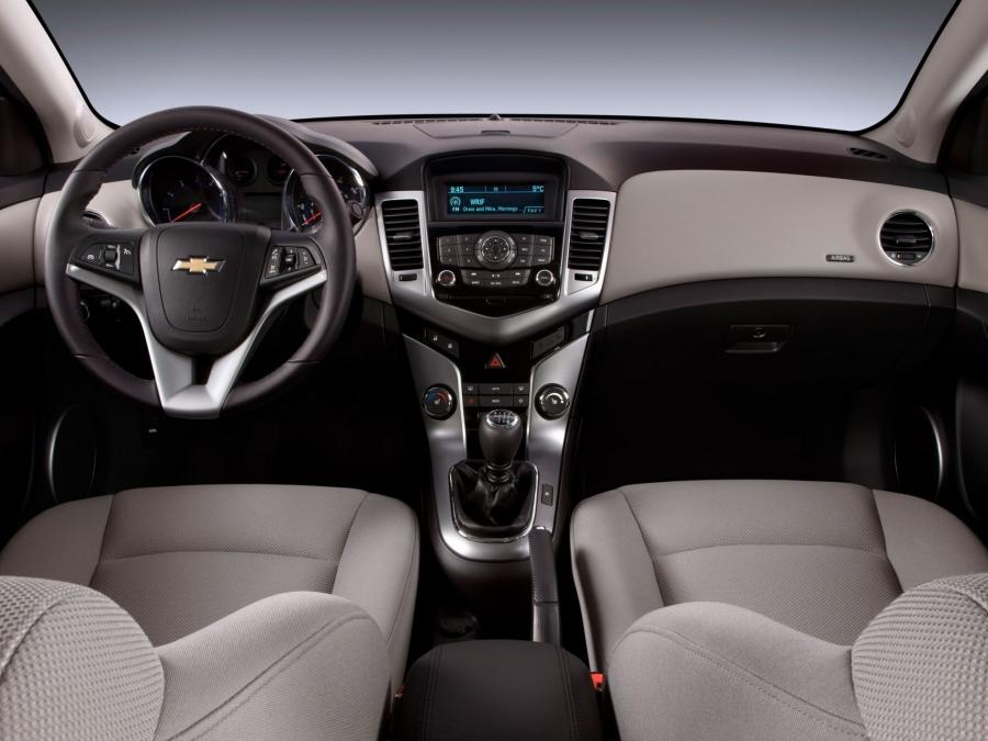  Chevrolet Cruze Eco 2010 года  (фото 3 из 7)